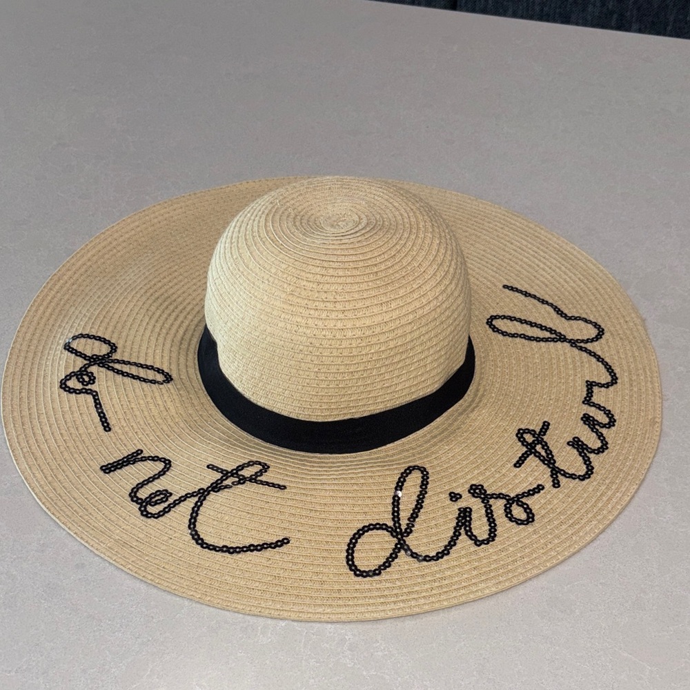 Beach hat